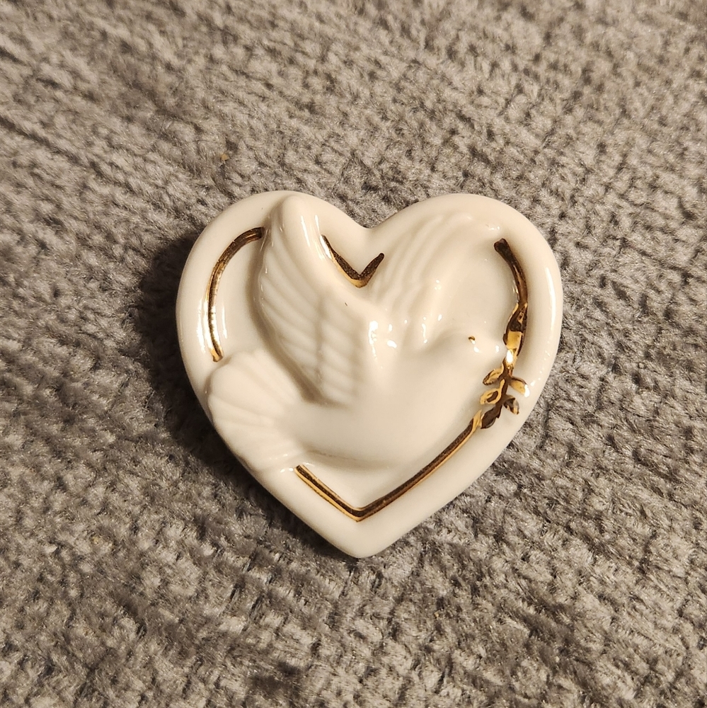 Vintage Lenox Dove Brooch Pin